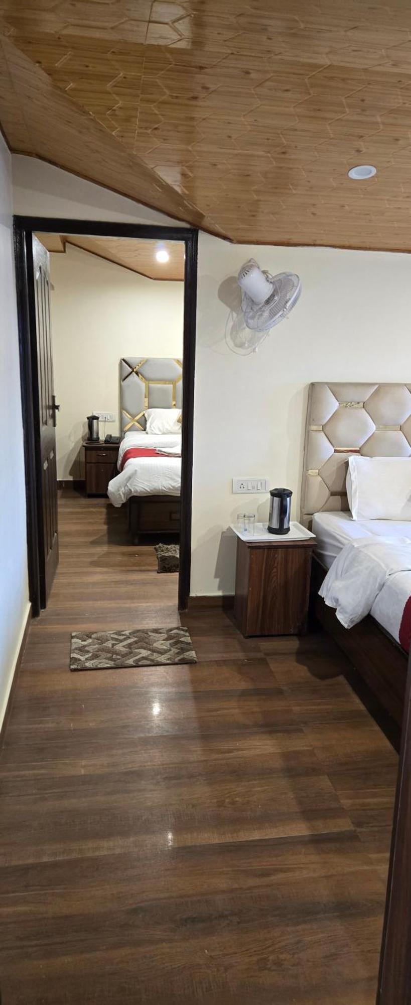 Ambrosia Grand Bed & Breakfast Shimla Eksteriør bilde