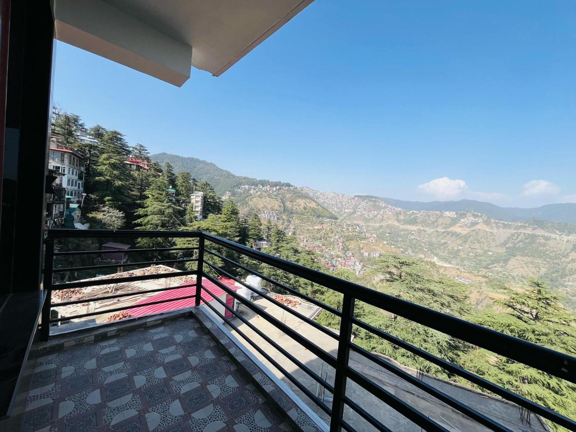 Ambrosia Grand Bed & Breakfast Shimla Eksteriør bilde
